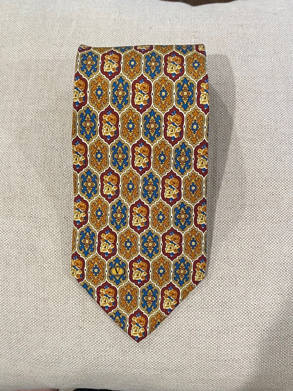 Valentino Garavani tie